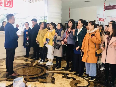 熱烈歡迎丨昌禾商學(xué)院，柔然彩虹隊(duì)光臨寧夏昌禾裝飾參觀學(xué)習(xí)！